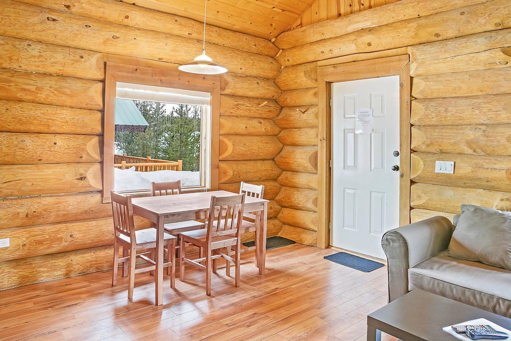 Lac Le Jeune Wilderness Resort Kamloops Buitenkant foto
