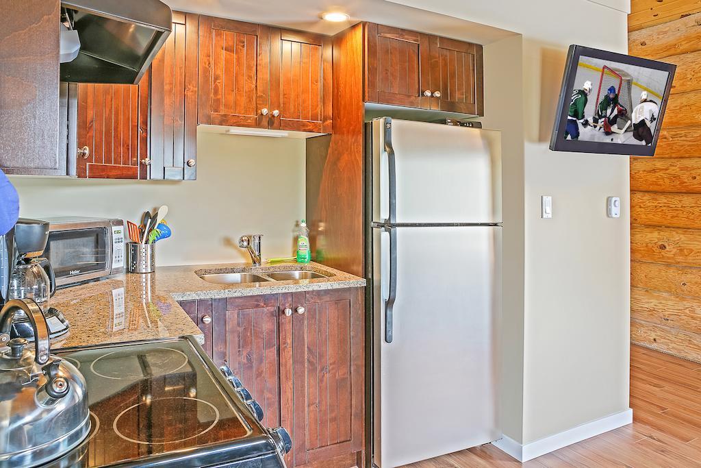 Lac Le Jeune Wilderness Resort Kamloops Kamer foto